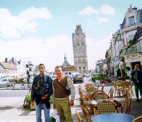 Francia - Verneuil, Place de la Madeleine