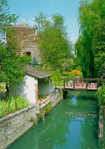 Francia - Verneuil, Antico mulino